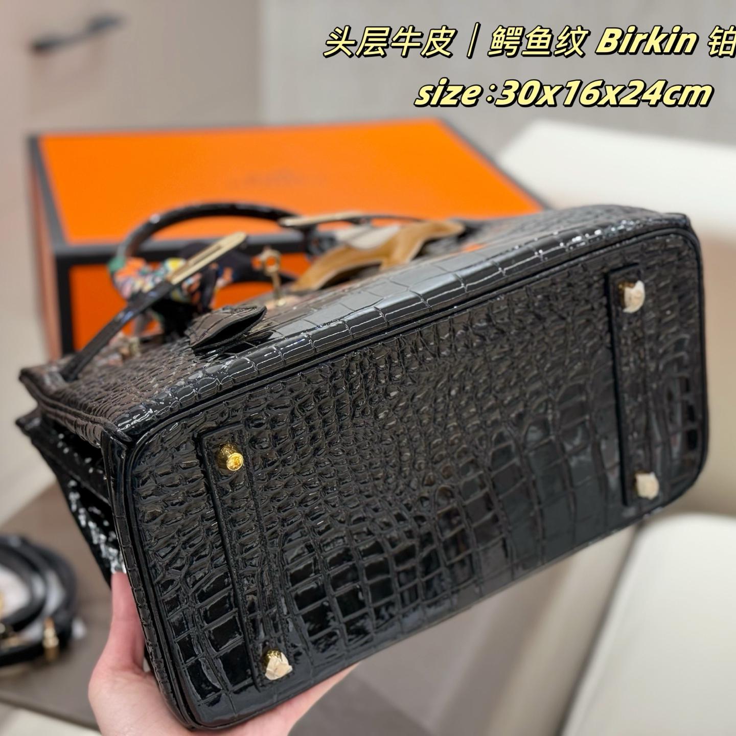 Birkin 30 in Glossy Croc-Embossed Leather – Black & Gold Statement of Power and Prestige - Image 8