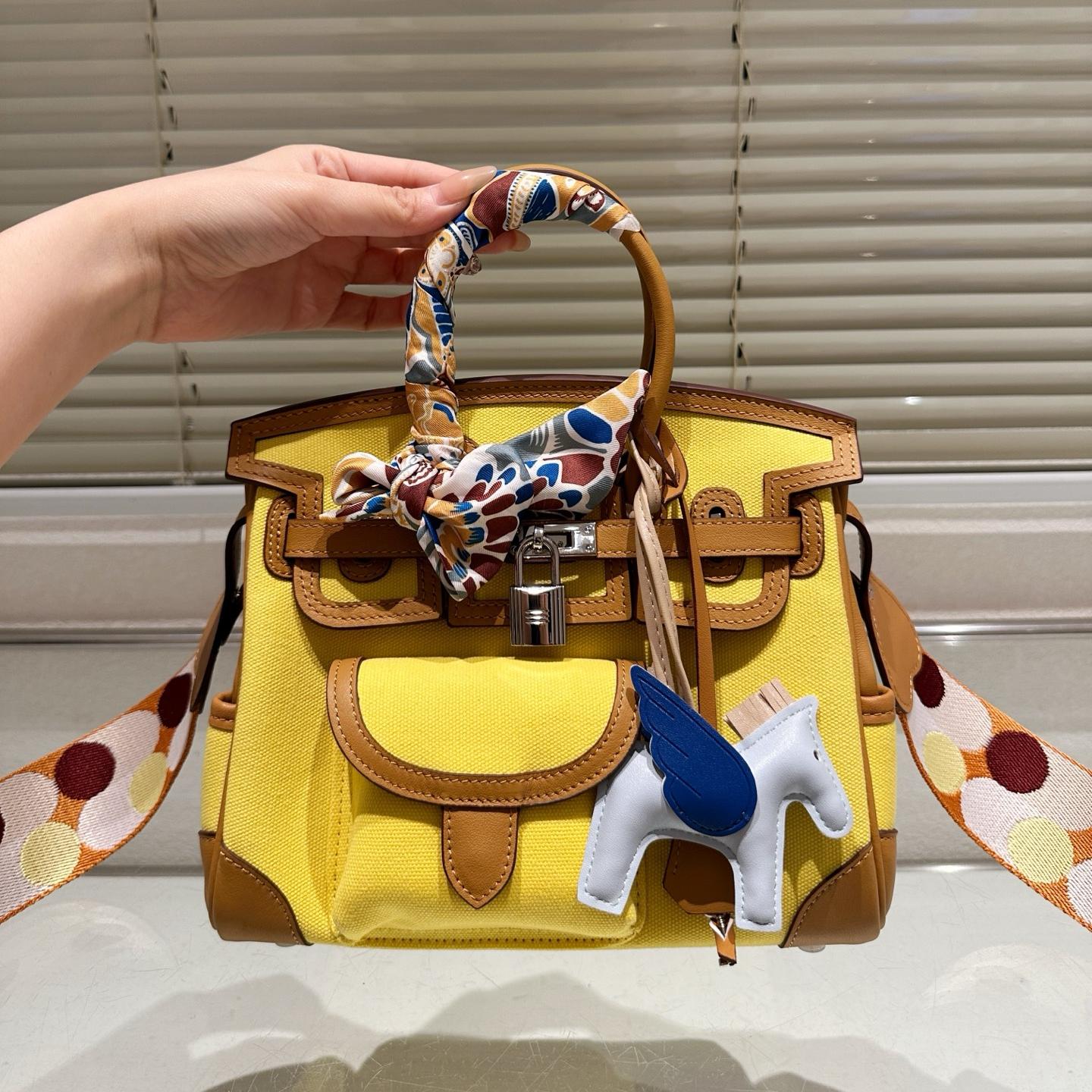 Birkin Cargo 25 in Lemon Yellow Canvas and Calfskin – Light Utility with a Playful Twist - Image 5