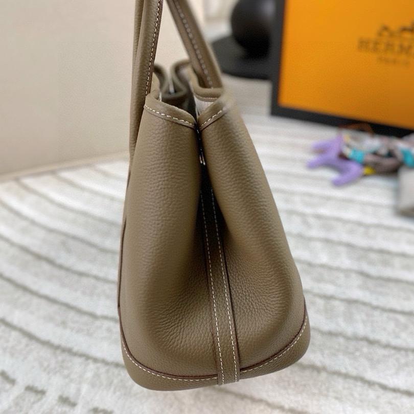 Hermès Garden Party 32 Tote Bag in Full-Grain Calfskin - Image 3