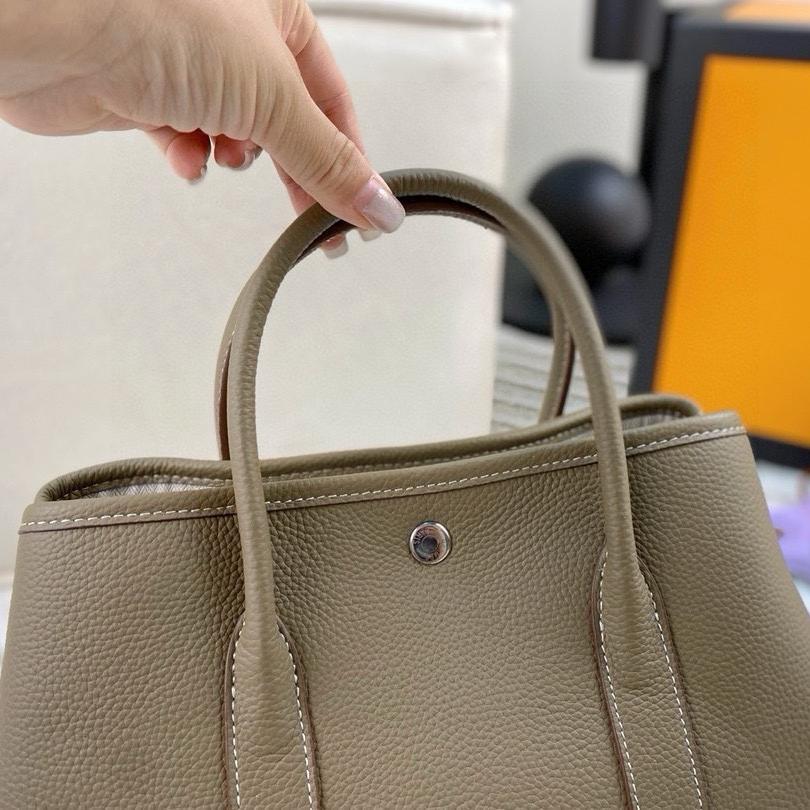 Hermès Garden Party 32 Tote Bag in Full-Grain Calfskin - Image 6