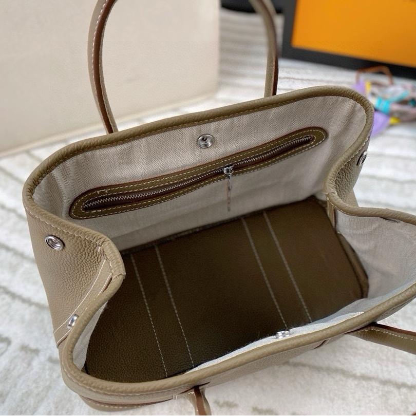 Hermès Garden Party 32 Tote Bag in Full-Grain Calfskin - Image 9