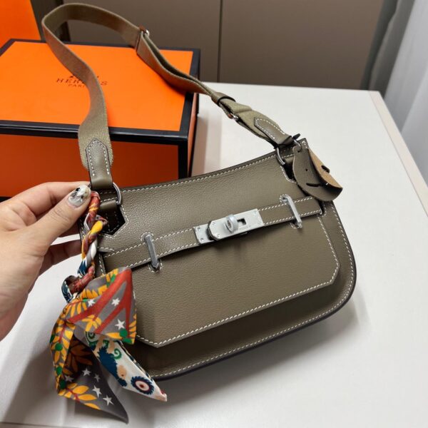 Hermès Jypsière Mini Crossbody Bag in Calfskin Leather
