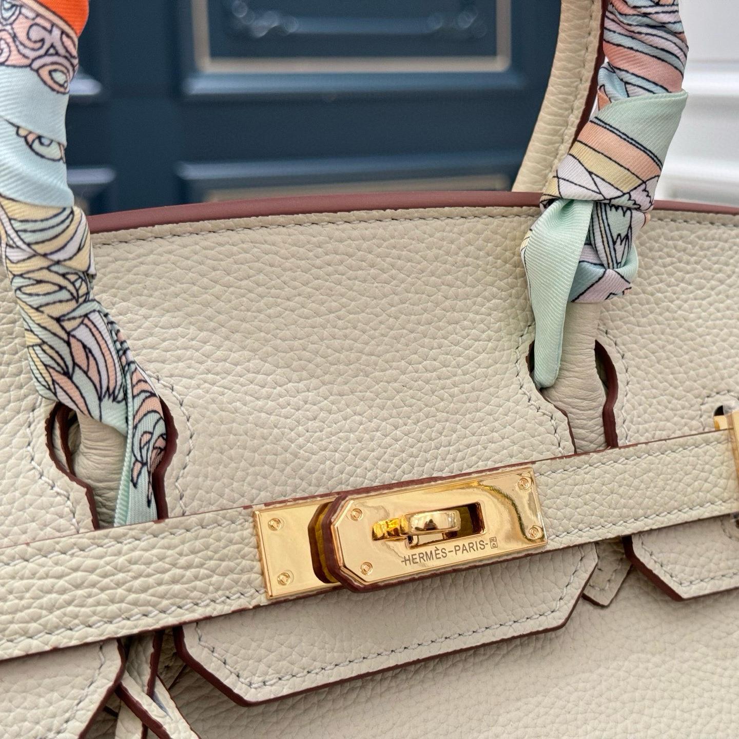 Hermès Birkin 30 in Cream Togo Leather with Gold Hardware - Image 6