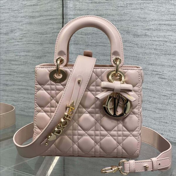 Lady's Latest Four-Pocket Bow-Tie Diana Bag in Lambskin