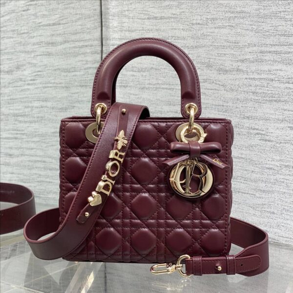 Lady's Latest Four-Pocket Bow-Tie Diana Bag in Lambskin