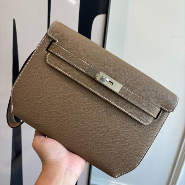 Kelly Depeches 25cm Clutch Bag in Epsom Leather